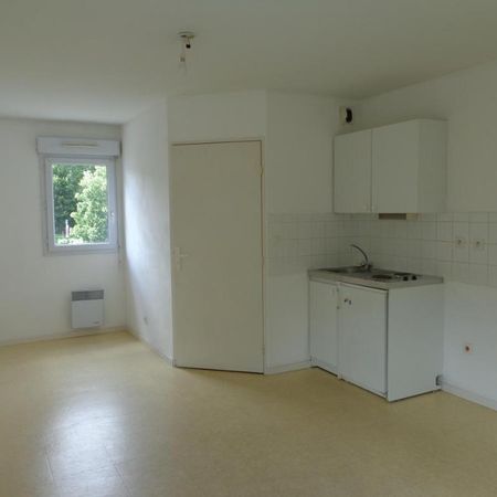 STUDIO - QUARTIER FACULTES PETIT PORT - SURFACE 23 M² - Photo 3