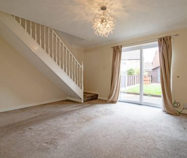 Fletcher Close, Flixborough, DN15 - Photo 2