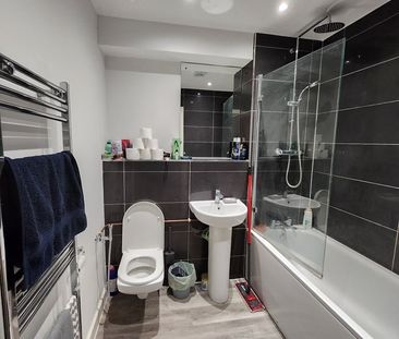 Room in a Shared Flat, Alice Court, LU2 - Photo 3