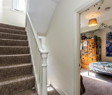 6 bedroom terraced house to rent - Photo 1