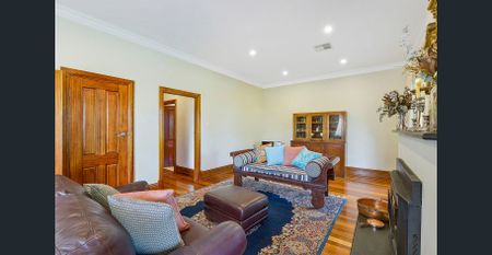 STUNNING FAMILY HOME - DETACHED HOME STUDIO - PHONE AGENT TO INSPECT - Photo 4