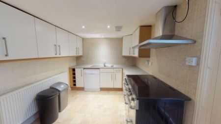 1 bed Mid Terraced House for Rent - Photo 5