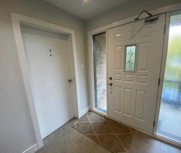 For Lease - 601 Old Orchard Grove Unit# 1, Toronto, Ontario - Photo 2