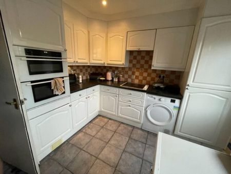 5 bedroom terraced house to rent - Photo 5