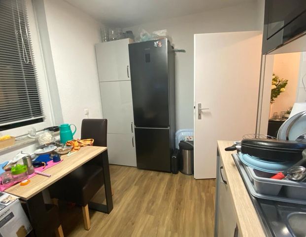 Gut geschnittene 3 Zimmer Wohnung - Foto 1