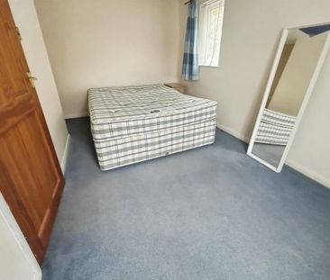 1 bedroom semi-detached house to rent - Photo 4
