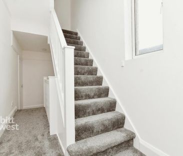 2 bedroom maisonette to rent - Photo 5