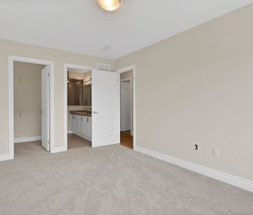 For Lease - 12 Marvin Avenue, Oakville, Ontario - Photo 5