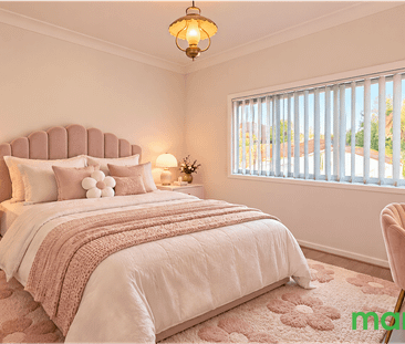 Comfortable Three-Bedroom Home with a Spacious Backyard - Photo 5