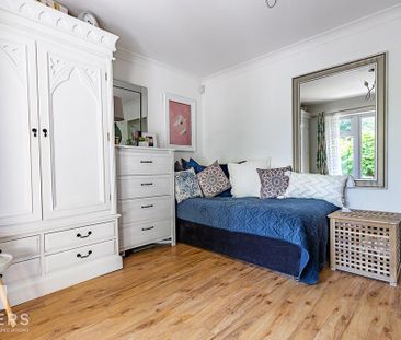 3 bedroom terraced house to rent - Photo 5