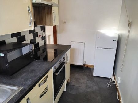 Flat B, 15 Claremont Place, AB10 6RE, Aberdeen - Photo 3