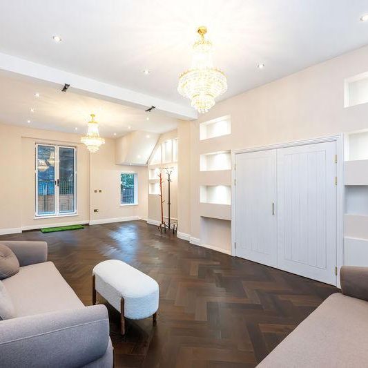 4 bedroom terraced house to rent - Photo 1