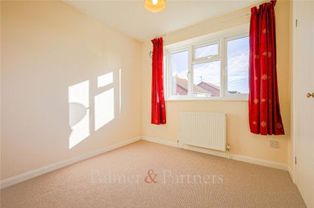 2 bedroom terraced house to rent - Photo 4