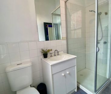 Carlton North - Photo 1