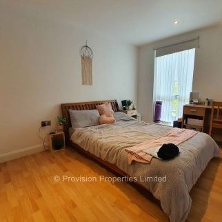 3 Bedroom House Near the Leeds University - Photo 1