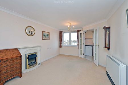 1 Bedroom Apartment, Bradbury Court – Raynes Park - Photo 2