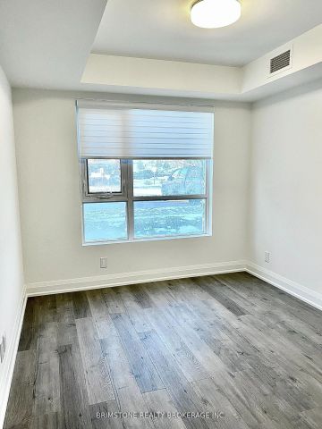 58 Lakeside Terrace W #211 - Photo 4