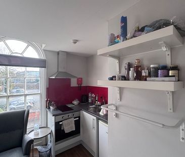 Studio Flat, Regents Rd, LE1 - Photo 2