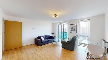 2 bedroom apartment to rent - Photo 2