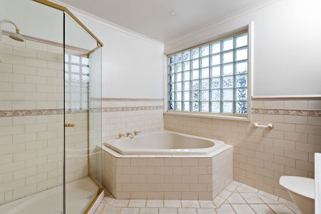 Spacious Family Living with Exceptional Outdoor Appeal - Photo 5