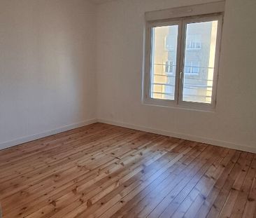 Location Appartement 3 pièces 58m² - Photo 3