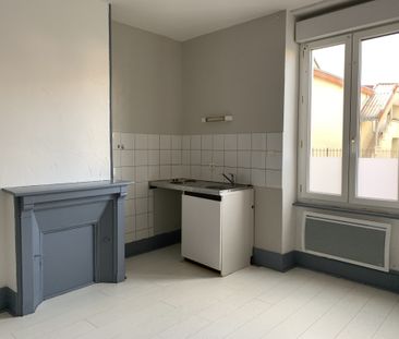Location appartement T2 de 38 m² – Proche rue Garibaldi – Limoges –... - Photo 3