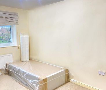 Room in a Shared House, Frank Birchill Close, M40 - Photo 6