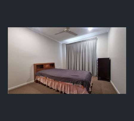 51 MCCARTHY STREET, Avenell Heights, Qld 4670 - Photo 2
