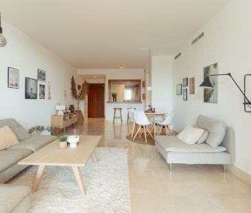 2 Bedroom Apartment For Rent in Marbella, Málaga - Photo 6