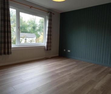 2 bedroom maisonette to rent - Photo 3