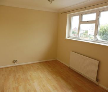 Forest Road, Beddau, Pontypridd - Photo 2