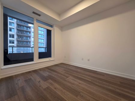 For Lease - 395 Square One Drive Unit# 1706, Mississauga, Ontario - Photo 3