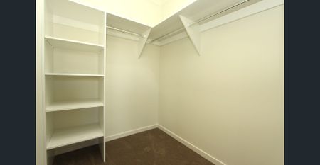 Break Lease Opportunity: Spacious, Four-Bedroom Family Home in Burpengary East with second lounge room - Photo 2