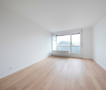 Schöne, helle Wohnung zu vermieten - 5 Minuten vom Bahnhof entfernt! - Photo 3