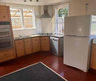 3 Bedroom Home - Photo 4