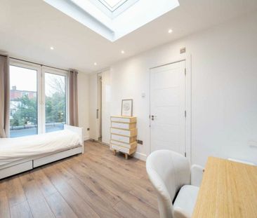 Rundell Crescent, Hendon, NW4 - Photo 4