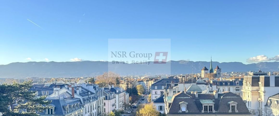 Magnifique appartement de 6 pièces avec vue imprenable sur les montagnes et l'église russe - Photo 1