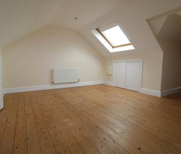 4 bed Detached for rent - Photo 6