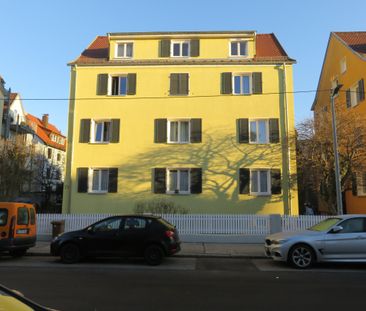 Repräsentative Wohnung mit Altbauflair!! - Foto 1