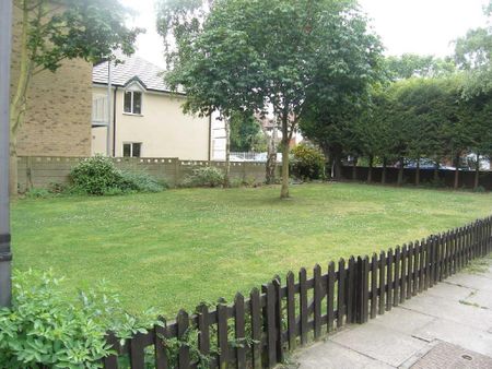 Chilworth Gate - Photo 2