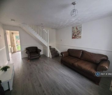 2 bedroom terraced house to rent - Photo 2