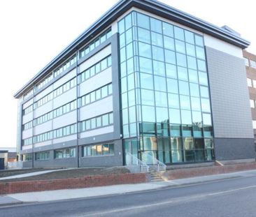 2 bedroom apartment to rent - Photo 2