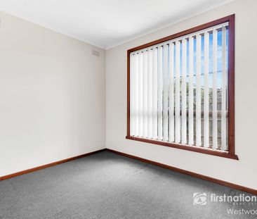 3/13 Cambridge Crescent, Werribee, Vic 3030 - Photo 5