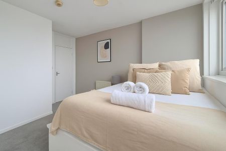 2 bedroom flat to rent - Photo 4