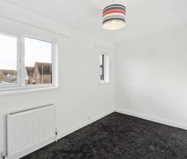 Lawn Close, Plymouth, PL7 - Photo 2