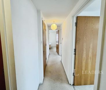 2 bedroom apartment to rent - Photo 4