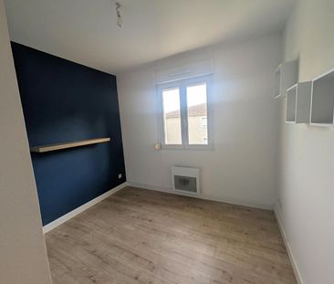Appartement T2 VILLENEUVE LES AVIGNON à louer - Photo 2