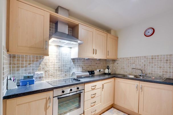 1 bedroom apartment to rent - Photo 1