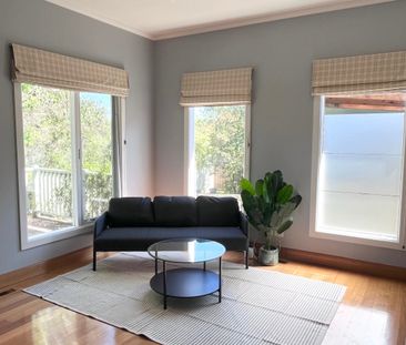 Surrey Hills - Photo 1