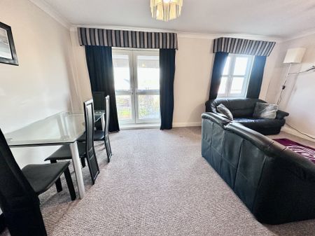 Lakeside Boulevard, Doncaster - Photo 2